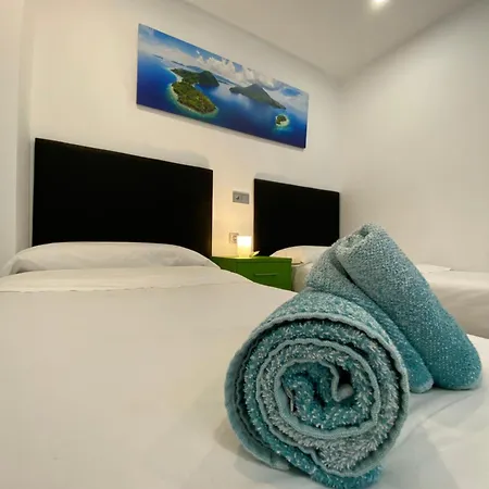 Beach Center Apartment *